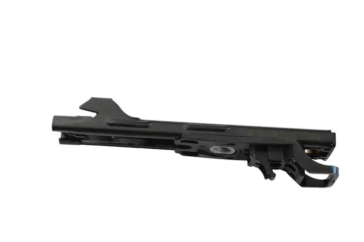 Porsche Taycan 9J1 (2019 - ) 565857819 Регулятор высоты ремня безопасности — фото 4