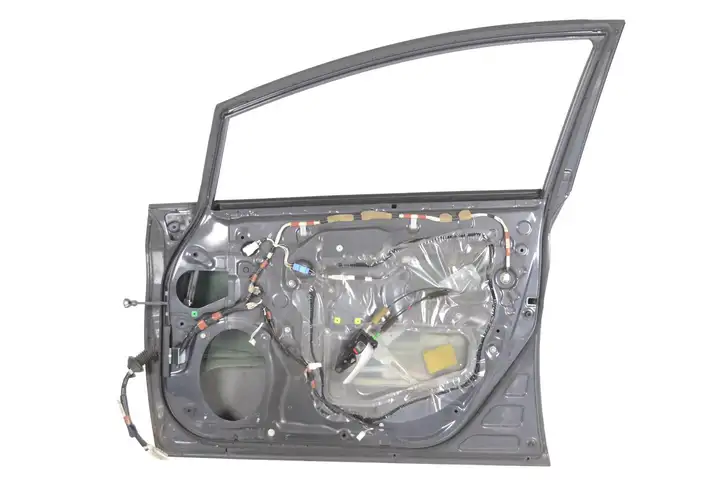 Toyota Prius (XW30) (2009 - 2015) Дверь — фото 3