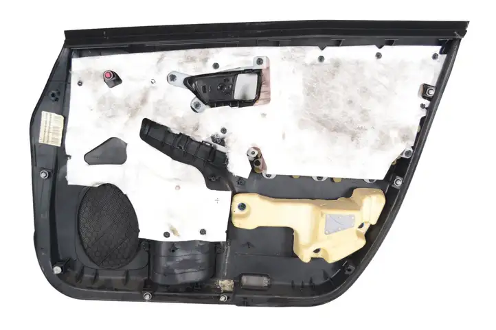 Toyota Prius (XW30) (2009 - 2015) Обшивка передней двери — фото 2