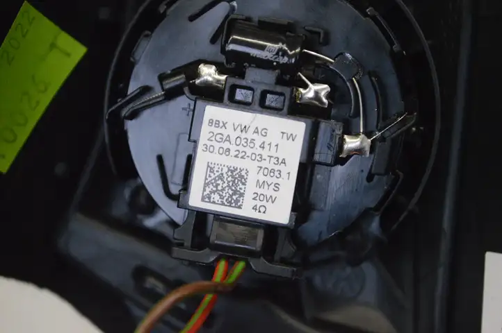 Volkswagen T-Roc (2017 - ) 2GA035411 Обшивка стойки A — фото 5