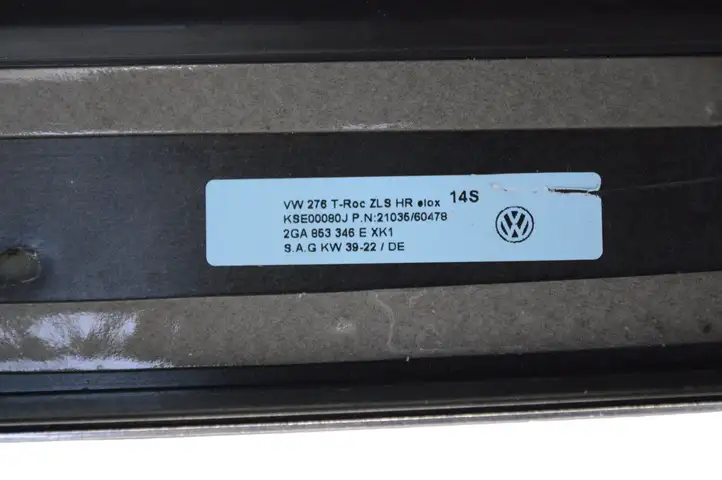 Volkswagen T-Roc (2017 - ) 2GA853346E Другая деталь консоли (туннеля) — фото 5