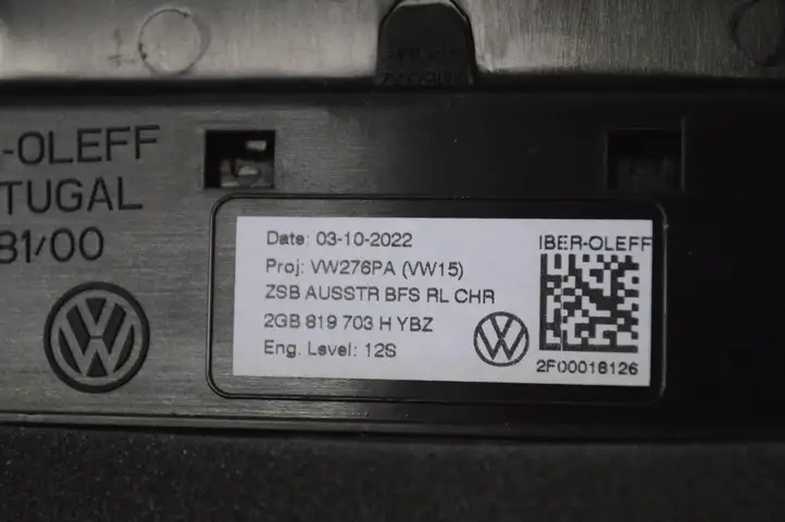 Volkswagen T-Roc (2017 - ) 2GB819703H Воздушная решетка панели — фото 5
