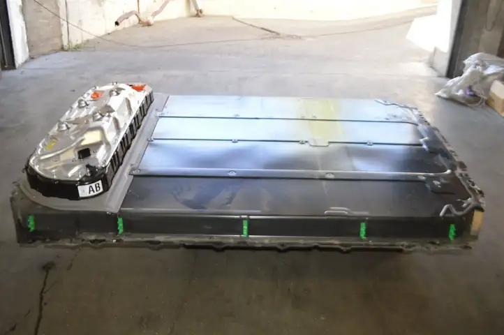 Tesla Model 3 (2017 - 2023) P108672500L Аккумулятор гибридного / электрического автомобиля — фото 1
