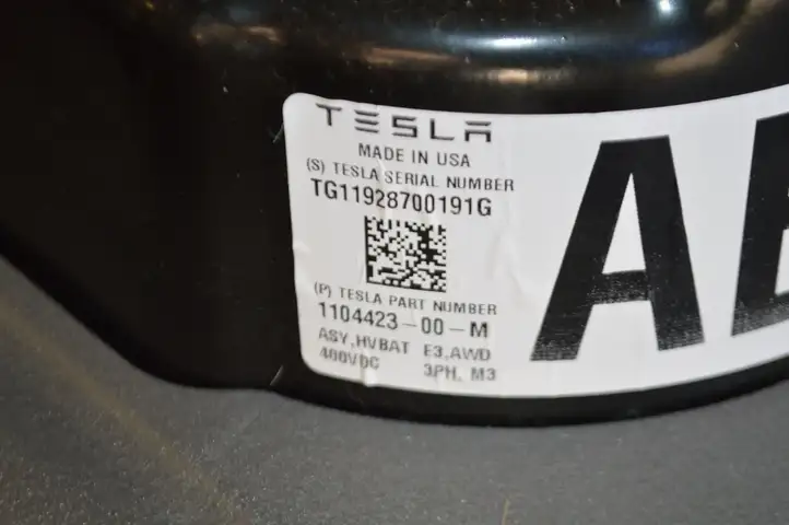 Tesla Model 3 (2017 - 2023) P108672500L Аккумулятор гибридного / электрического автомобиля — фото 2