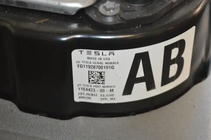 Tesla Model 3 (2017 - 2023) P108672500L Аккумулятор гибридного / электрического автомобиля — фото 10