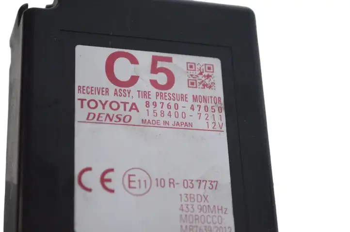 Toyota Prius (XW30) (2009 - 2015) 8976047050 Блок управления TPMS — фото 4