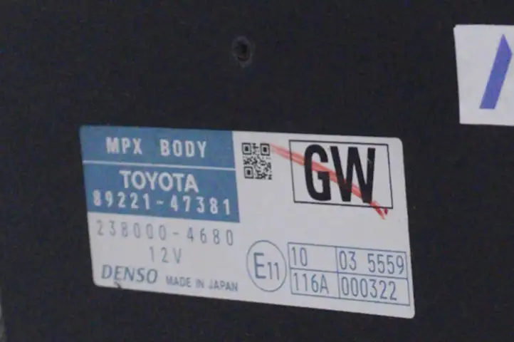 Toyota Prius (XW30) (2009 - 2015) 8922147381 Модуль управления кузовом (BCM) — фото 5