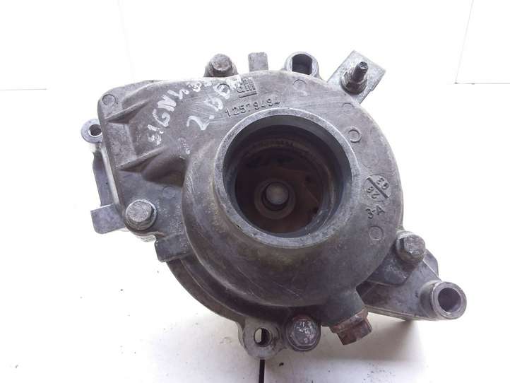 Opel Vectra (2002 - 2005)  12579494 Водяной насос