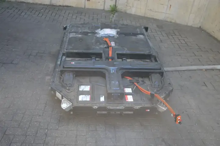 Porsche Taycan 9J1 (2019 - ) 9J1915592G Аккумулятор гибридного / электрического автомобиля — фото 18