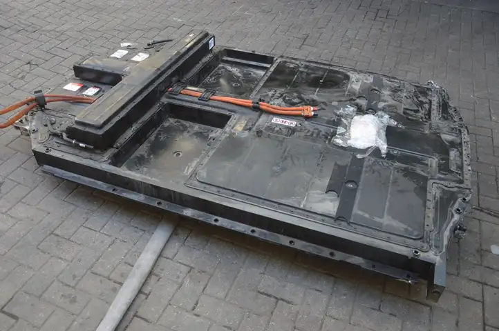 Porsche Taycan 9J1 (2019 - ) 9J1915592G Аккумулятор гибридного / электрического автомобиля — фото 22
