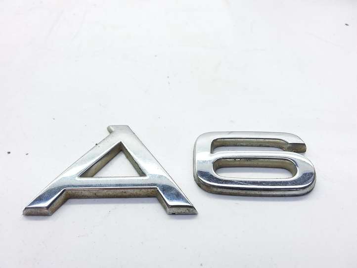 Audi A6 (2001 - 2004)   Значок производителя / буквы модели