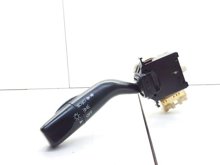 Mazda 323 (2001 - 2003)  17A089C Ручка поворотов/ фонарей
