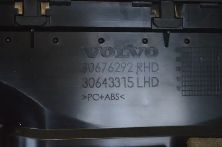 Volvo S80 (2006 - 2009) 30676292 Воздушная решетка панели — фото 5