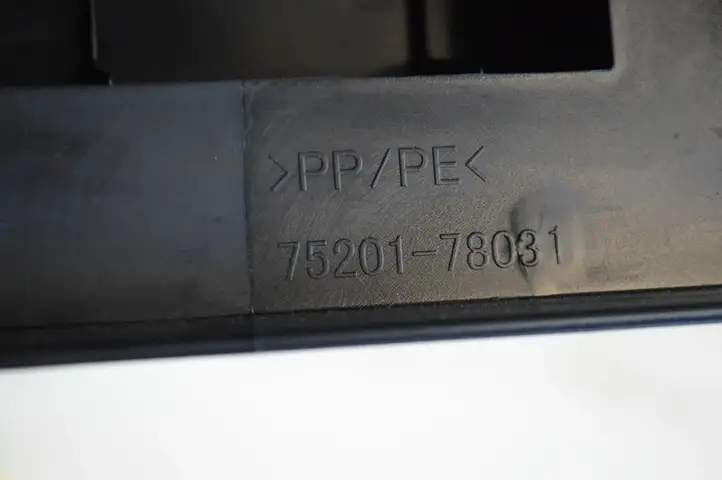 (2017 - ) 7520178031 Задняя боковая обшивка салона — фото 5