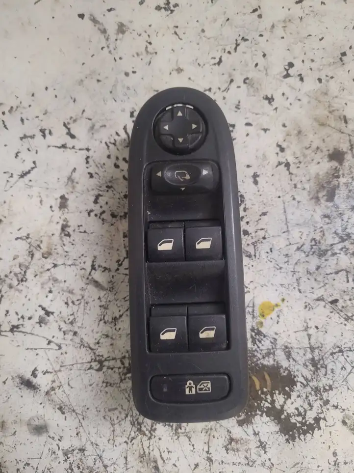 Citroen C5 (2008 - 2017) 96644917XT Кнопка стеклоподъемников — фото 1
