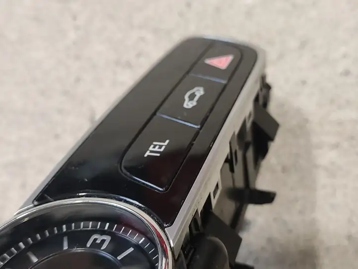 Mercedes-Benz E W213 (2016 - ) A2139056508 Блок кнопок на панели — фото 7
