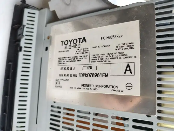Toyota Land Cruiser (J120) (2002 - 2009) 8612060510 Магнитола / мультимедийная система — фото 3