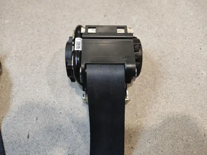 Land Rover Evoque II (2018 - ) 31462131 Задний ремень безопасности — фото 8