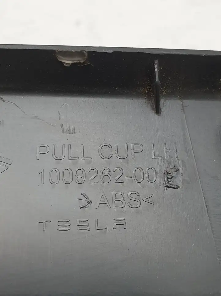 Tesla Model S (2012 - 2016) 100926200E Прочие детали салона — фото 3