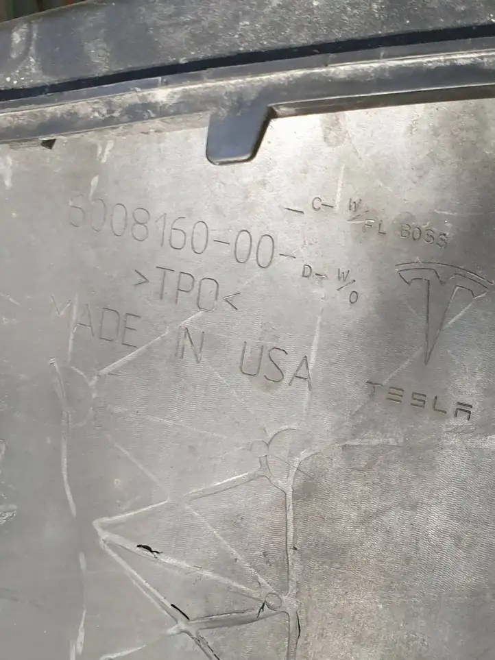 Tesla Model S (2012 - 2016) 600816000 Защита переднего бампера снизу — фото 3