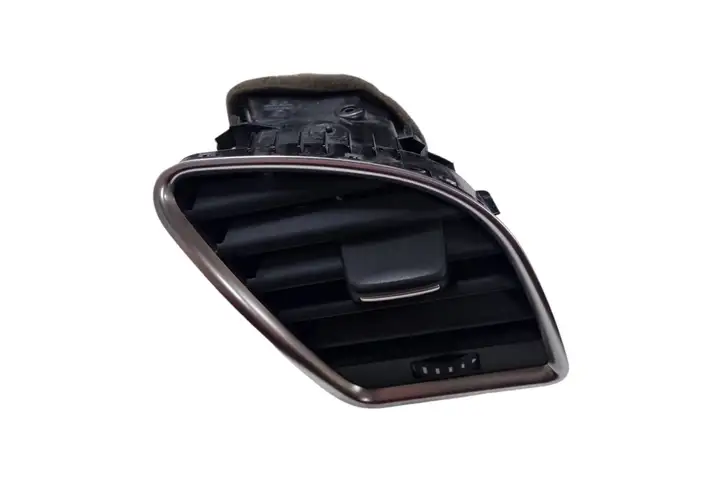 Audi A4 S4 B8 8K (2011 - 2015) 8T1820902B Боковой воздушный дефлектор — фото 1