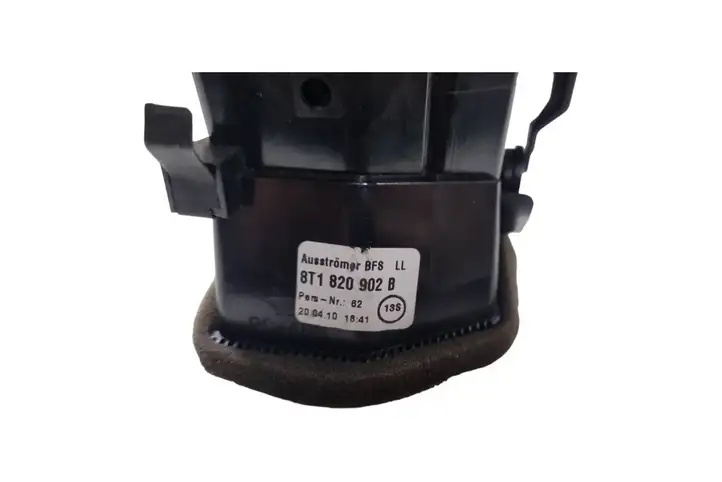 Audi A4 S4 B8 8K (2011 - 2015) 8T1820902B Боковой воздушный дефлектор — фото 4