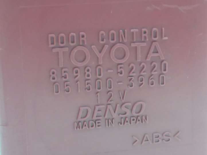 Toyota Yaris (2003 - 2005)  8598052220 Реле аварийных фонарей