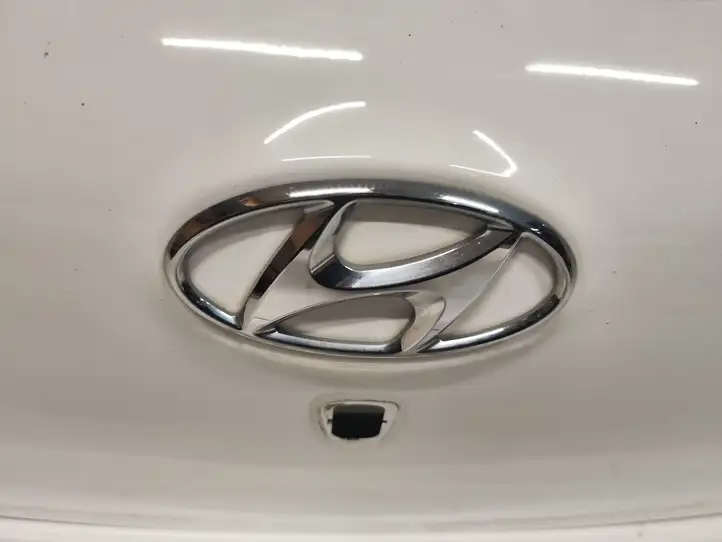Hyundai i20 (GB IB) (2014 - 2018) Крышка багажника — фото 3