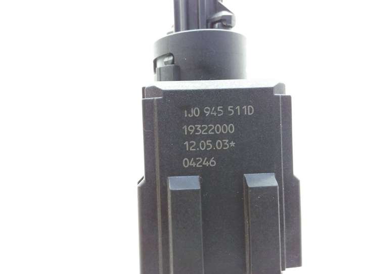Volkswagen Sharan (2000 - 2003)  04246 Датчик тормозной педали