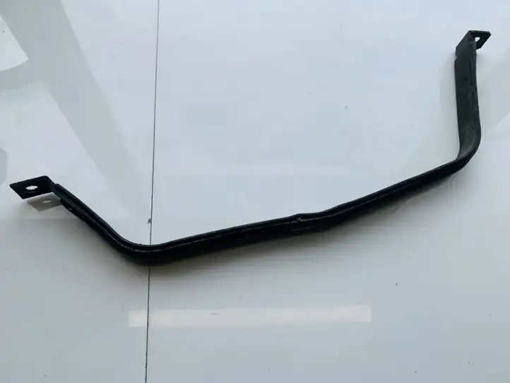 Toyota Prius (XW30) (2009 - 2015) Кронштейн топливного бака — фото 1