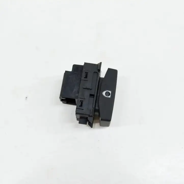 Skoda Octavia Mk3 (5E) (2013 - 2019) 5E0959855A Кнопка стеклоподъемников — фото 4