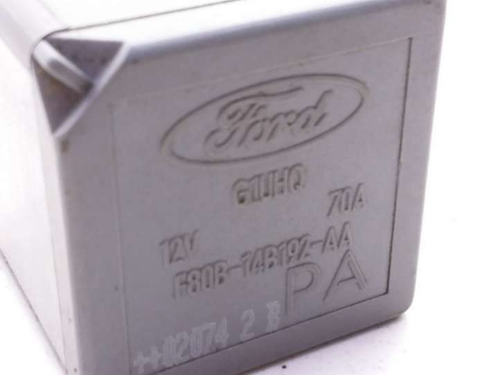 Ford Focus (1998 - 2004)  F80B14B192AA Реле аварийных фонарей