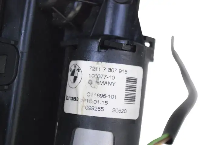 BMW 4 F32 F33 (2013 - 2017) 7307916 Электродвигатель регулировки ремня безопасности — фото 4