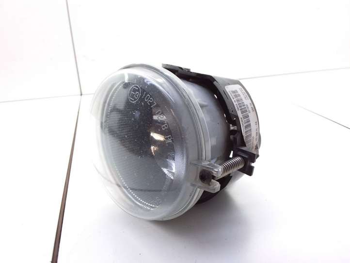Dodge Caliber (2006 - 2012)  04805857AA Передняя противотуманная фара
