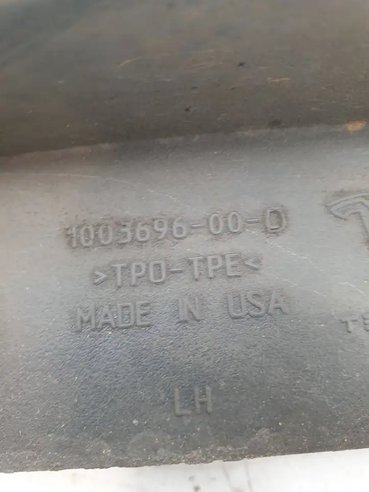 Tesla Model S (2012 - 2016) 100369600D Обшивка порога — фото 3