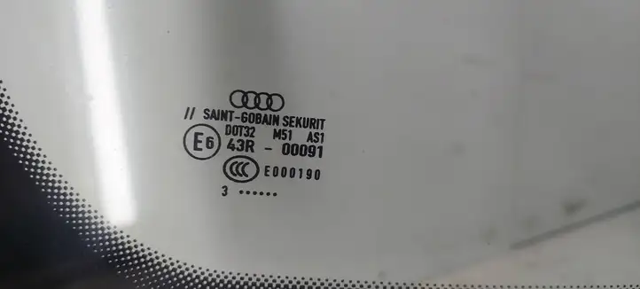 Audi A4 S4 B6 8E 8H (2000 - 2006) 43R00091 Заднее боковое стекло — фото 2