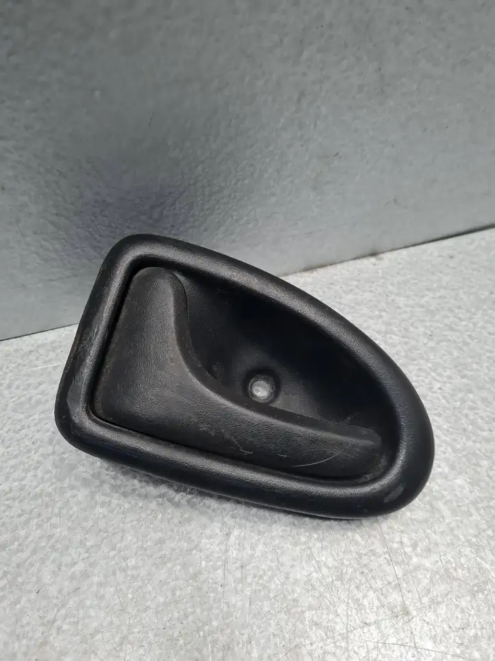 Opel Vivaro (2006 - 2014) 7700432707D Внутренняя ручка задней двери — фото 1