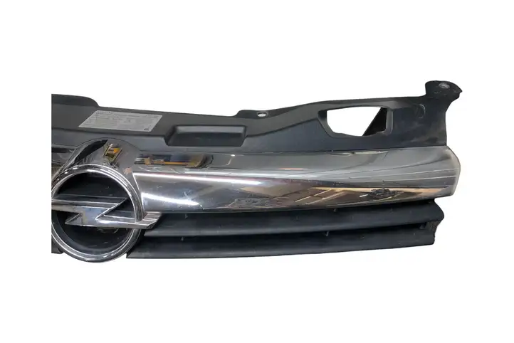Opel Astra H (2004 - 2009) 13238416 Передняя решетка — фото 3
