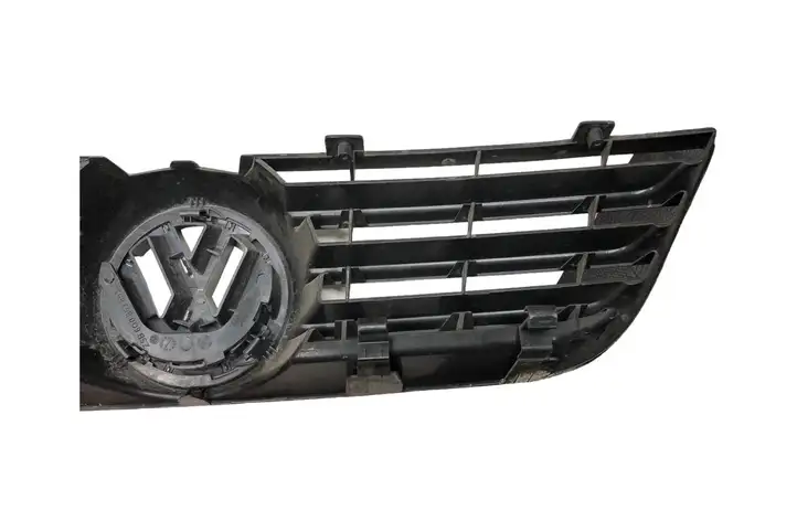 Volkswagen Cross Polo (2003 - 2009) 6Q0853653E Верхняя решетка радиатора — фото 3