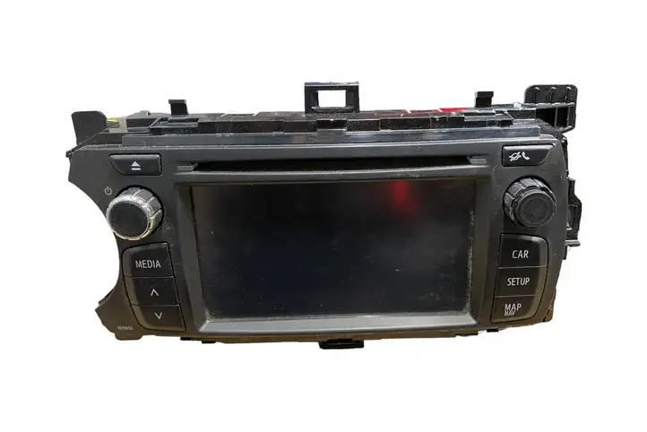 Toyota Yaris (2009 - 2012) 861400D050 Магнитола / мультимедийная система — фото 1