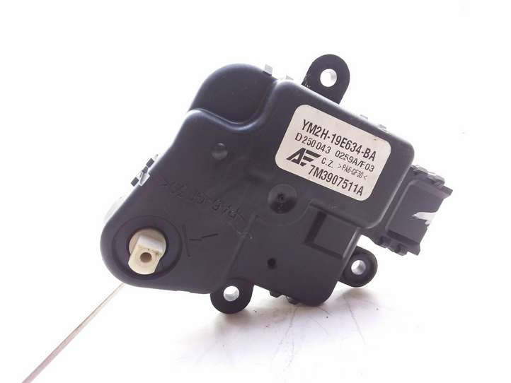 Ford Galaxy (2000 - 2006)  YM2H19E634BA Двигатель заслонки