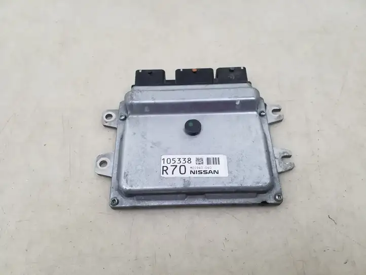 Nissan Juke I F15 (2010 - 2018) MEC940040 Блок управления двигателем (ЭБУ) — фото 1