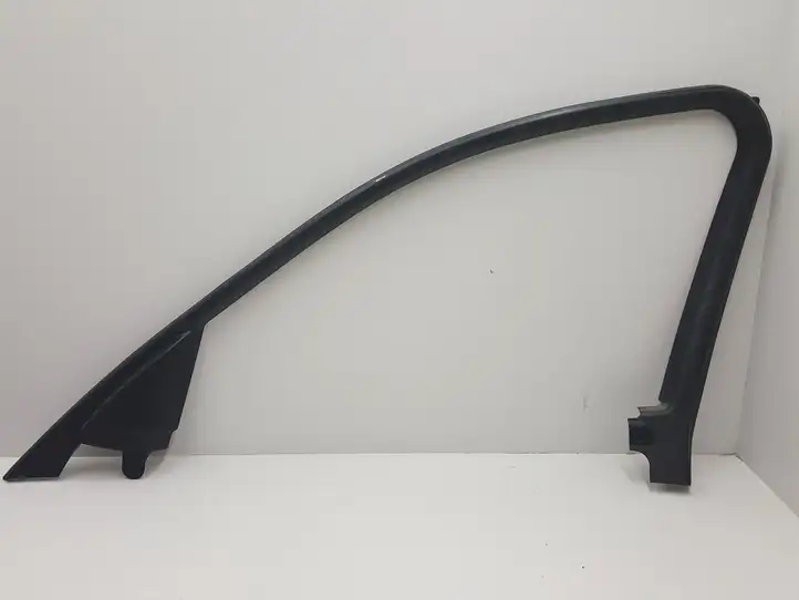 BMW 3 F30 F35 F31 (2012 - 2018) 725938206 Накладка стекла передней двери — фото 1