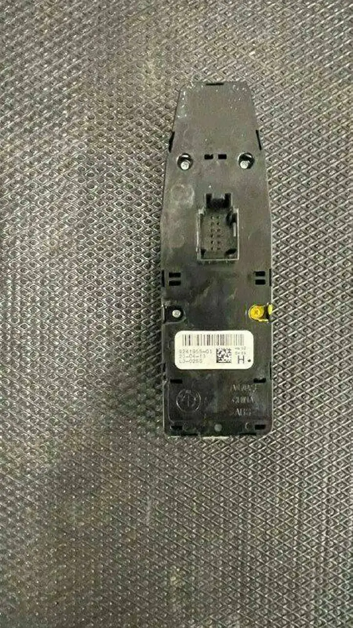 BMW 5 F10 F11 (2009 - 2016) 9241955 Блок кнопок стеклоподъемников — фото 3