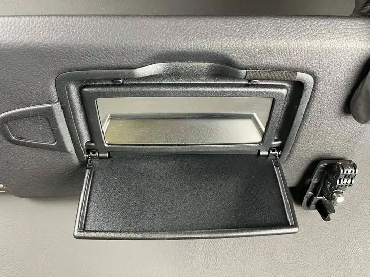 Mercedes-Benz C W205 (2014 - 2021) A20581084049H56 Солнцезащитный козырек — фото 3