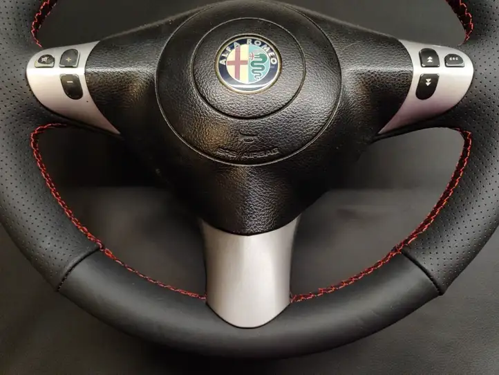 Alfa Romeo GT (2003 - 2010) Руль — фото 10