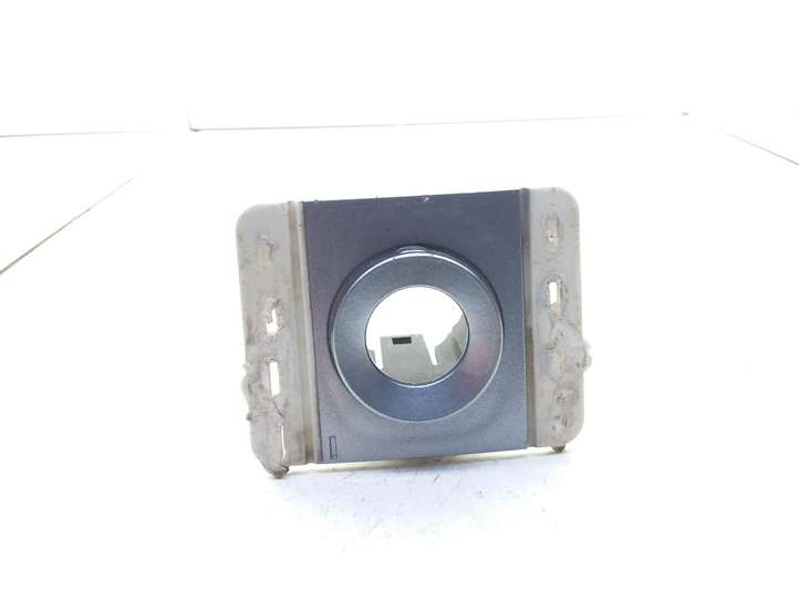Opel Signum (2002 - 2008)  24422812 Передний кронштейн  датчика парковки (PDC)