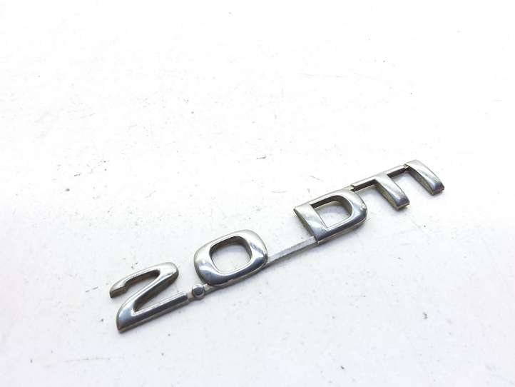 Opel Zafira (1999 - 2003)   Значок производителя / буквы модели