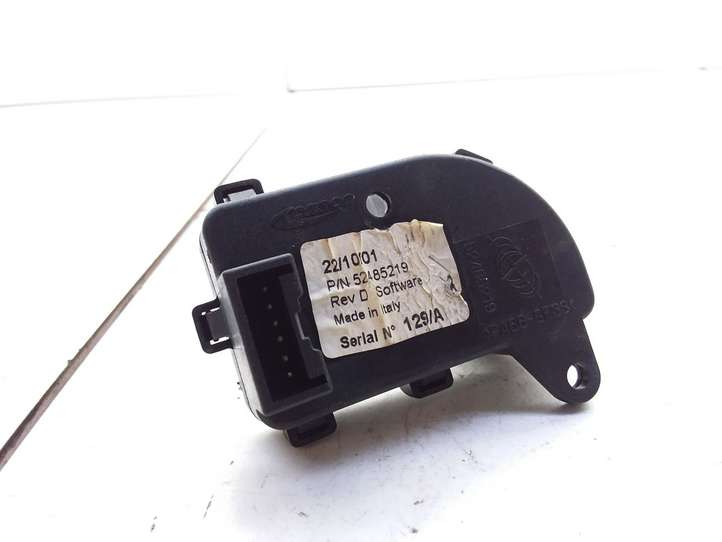 Renault Laguna (2001 - 2005)  52485219 Двигатель заслонки