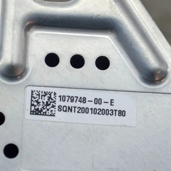 Tesla Model 3 (2017 - 2023) 107974800E Усилитель звука — фото 6